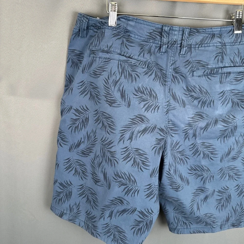 Lucky Brand Mens Blue Palm Leaf Tropical Print Shorts Size 34 TMD2190